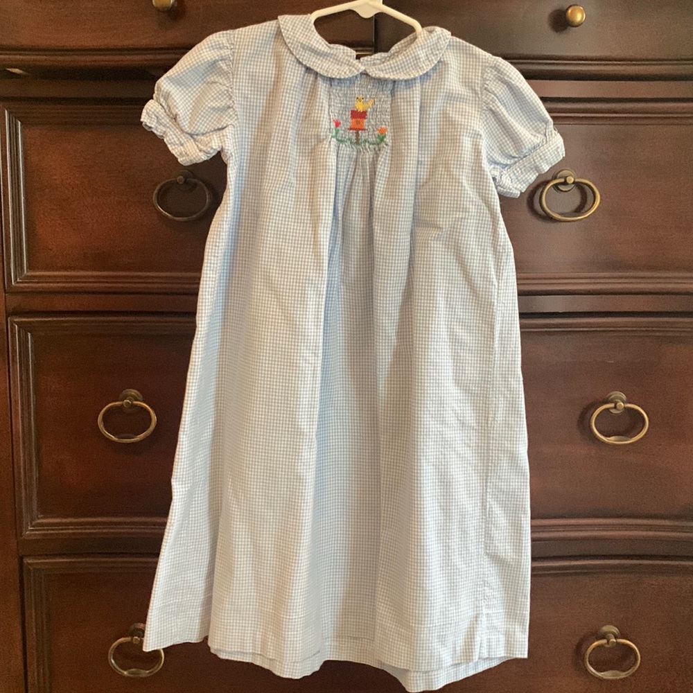🐦 Sweet gingham dress with smocking